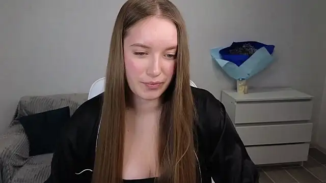 EvaMaddison online show from 28, 1, 2025
