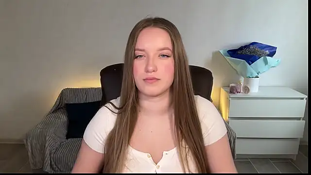 EvaMaddison online show from 11, 4, 2026