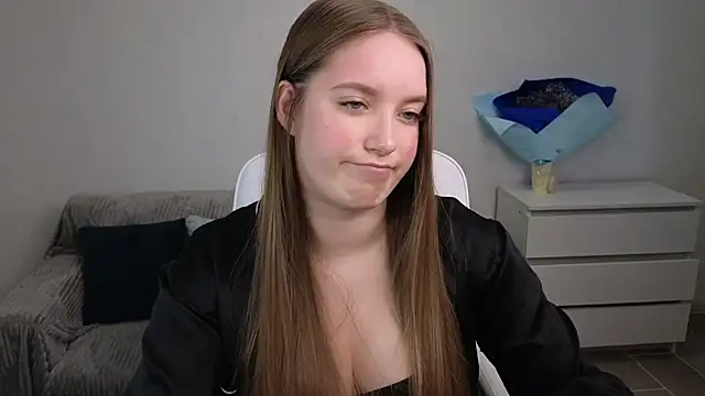 EvaMaddison online show from 6, 2, 2025