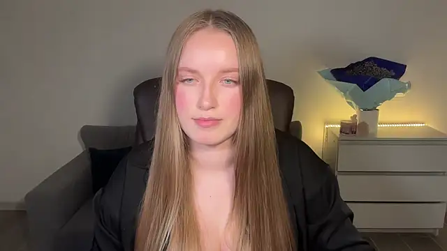 EvaMaddison online show from 21, 6, 2026