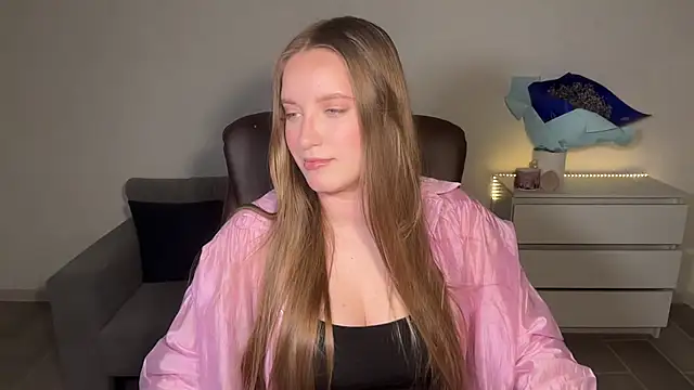 EvaMaddison online show from 7, 7, 2026