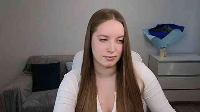 EvaMaddison online show from 16, 2, 2025