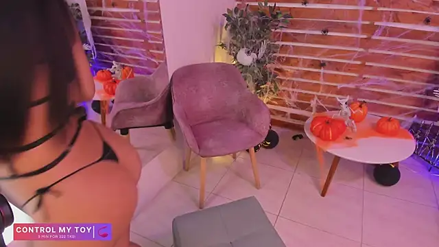  MeganRain online show from 31, 10, 2025