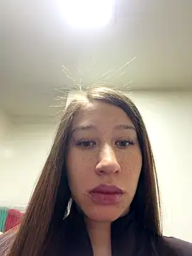 Snapshot of roouse chatting on 14, 10, 2025 roouse online show from 14, 10, 2025