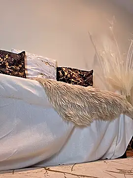 AureliaDoux online show from 23, 9, 2025