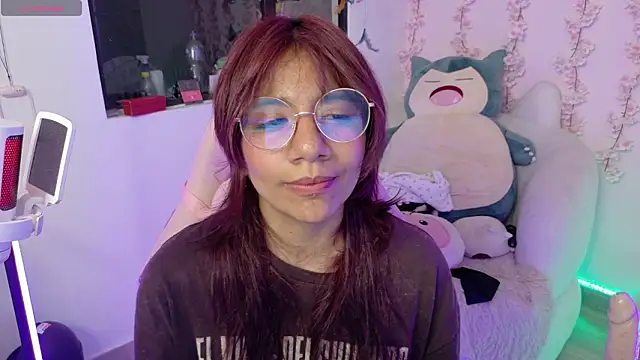 Nami usagi online show from 13, 3, 2026