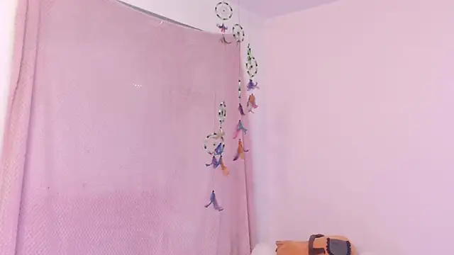 Snapshot of Nami_usagi chatting on 18, 10, 2025 Nami usagi online show from 18, 10, 2025