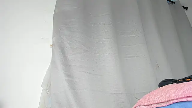 caroline tovar online show from 12, 5, 2026