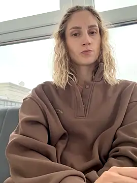 Snapshot of Feral_berry_8133 chatting on 10, 10, 2025 Feral berry 8133 online show from 10, 10, 2025