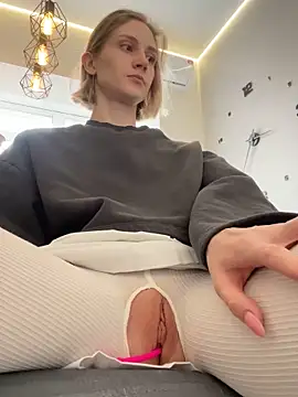 Snapshot of Feral_berry_8133 chatting on 25, 2, 2025 Feral berry 8133 online show from 25, 2, 2025