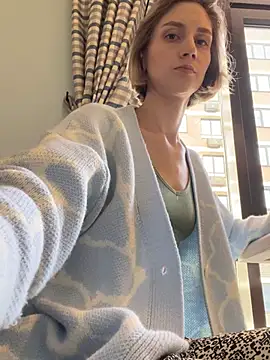 Snapshot of Feral_berry_8133 chatting on 3, 2, 2025 Feral berry 8133 online show from 3, 2, 2025