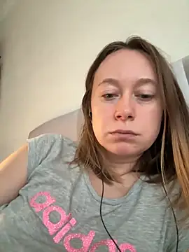 BrookeEvans online show from 19, 9, 2025