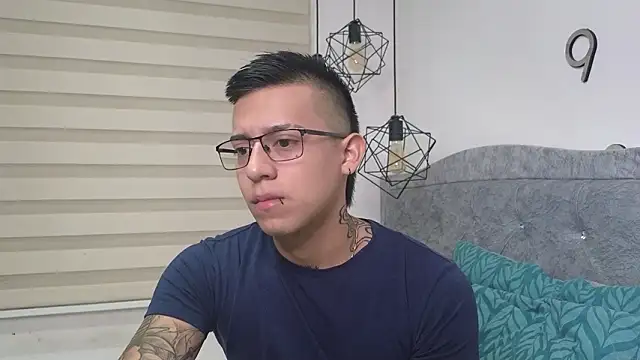 SIXXTOLOVE18 online show from 6, 3, 2026