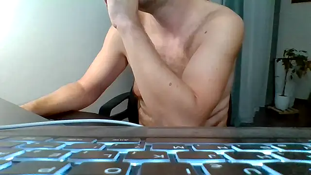 Horney boy86 online show from 25, 9, 2025