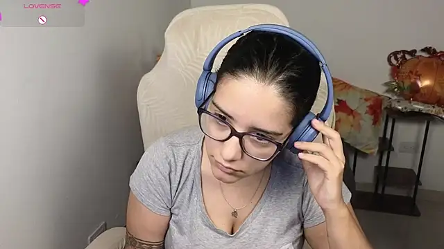 blue  moon  online show from 29, 11, 2025