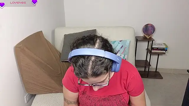 blue  moon  online show from 15, 1, 2026