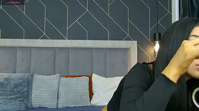 EmyLaveau online show from 23, 3, 2026