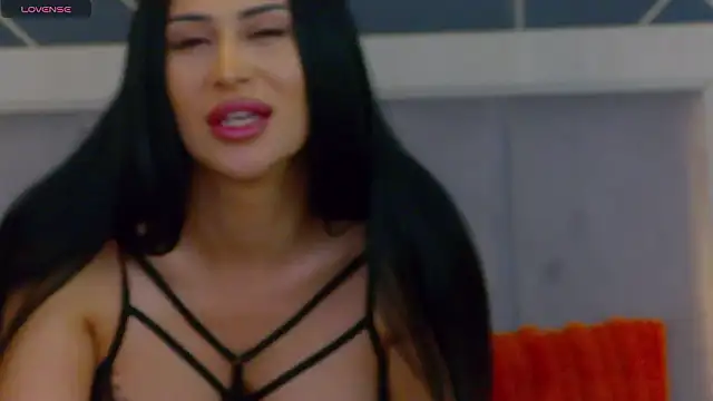 EmyLaveau online show from 10, 2, 2026