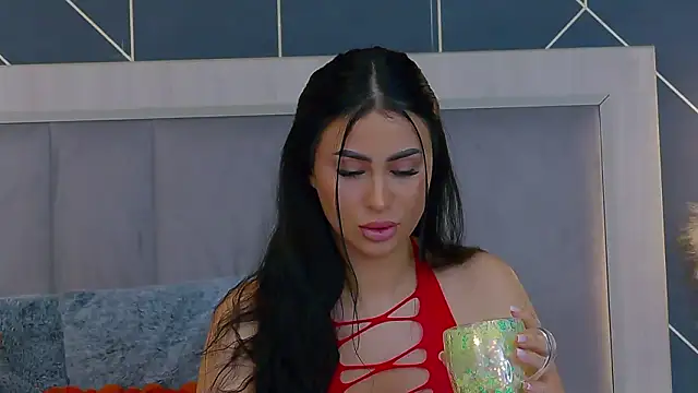 EmyLaveau online show from 3, 3, 2026