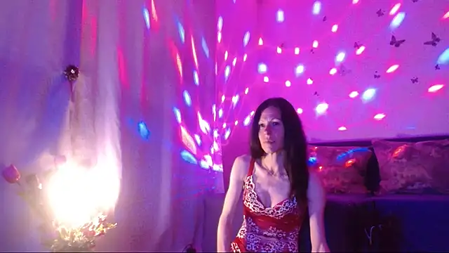 Snapshot of ElysaSun chatting on 24, 5, 2026 ElysaSun online show from 24, 5, 2026