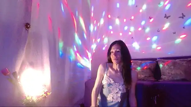 Snapshot of ElysaSun chatting on 17, 5, 2026 ElysaSun online show from 17, 5, 2026