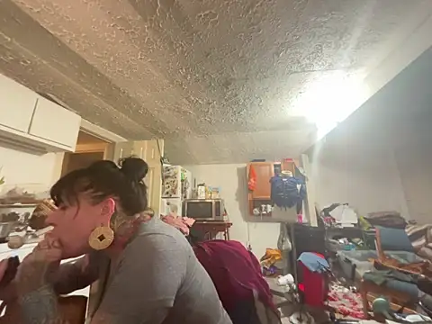 evacheers online show from 23, 4, 2026