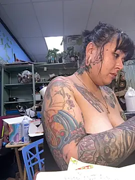 evacheers online show from 6, 11, 2025