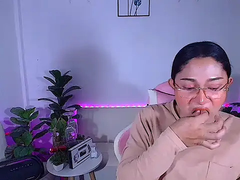 Snapshot of plysaithailand chatting on 21, 10, 2025 plysaithailand online show from 21, 10, 2025