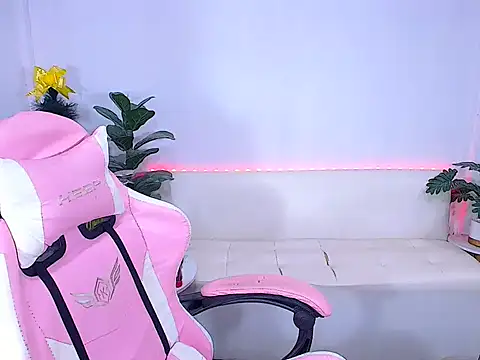 Snapshot of plysaithailand chatting on 19, 11, 2025 plysaithailand online show from 19, 11, 2025