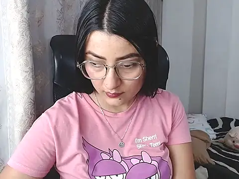 SavannaEvans001 online show from 12, 3, 2026