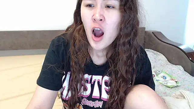 Snapshot of Riz_girl chatting on 21, 9, 2025 Riz girl online show from 21, 9, 2025