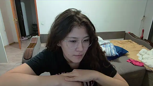 Snapshot of Riz_girl chatting on 9, 11, 2025 Riz girl online show from 9, 11, 2025