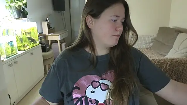 Snapshot of remirann_ chatting on 18, 11, 2025 remirann online show from 18, 11, 2025