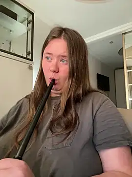 Snapshot of remirann_ chatting on 6, 3, 2025 remirann online show from 6, 3, 2025