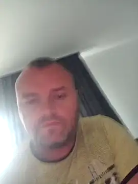 Adry1986 online show from 7, 10, 2025