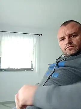 Adry1986 online show from 9, 10, 2025