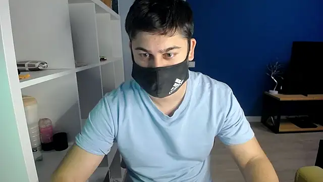 Snapshot of Tomguys chatting on 20, 3, 2025 Tomguys online show from 20, 3, 2025