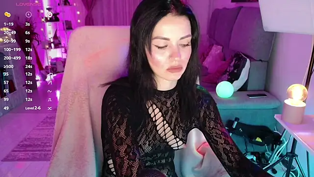 Yuumiii online show from 16, 1, 2025