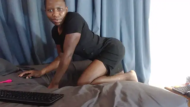 Sweetslender online show from 9, 11, 2025