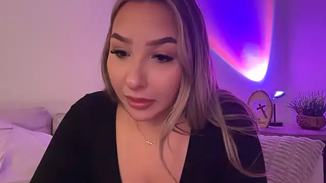 lustfulsmiles online show from 30, 4, 2026