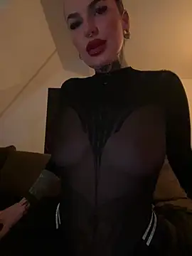 Snapshot of InkedBiitch chatting on 17, 3, 2025 InkedBiitch online show from 17, 3, 2025