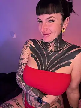 Snapshot of InkedBiitch chatting on 14, 12, 2024 InkedBiitch online show from 14, 12, 2024