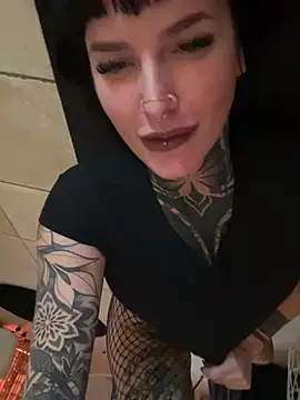 Snapshot of InkedBiitch chatting on 15, 3, 2025 InkedBiitch online show from 15, 3, 2025