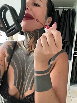 Snapshot of InkedBiitch chatting on 22, 9, 2025 InkedBiitch online show from 22, 9, 2025