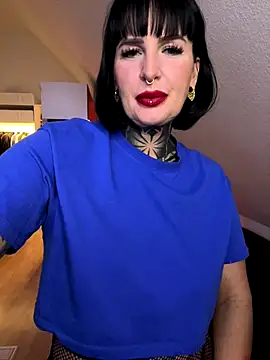 InkedBiitch online show from 7, 1, 2026