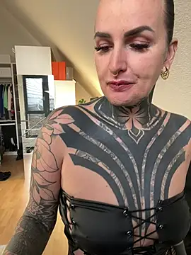 InkedBiitch online show from 3, 2, 2026