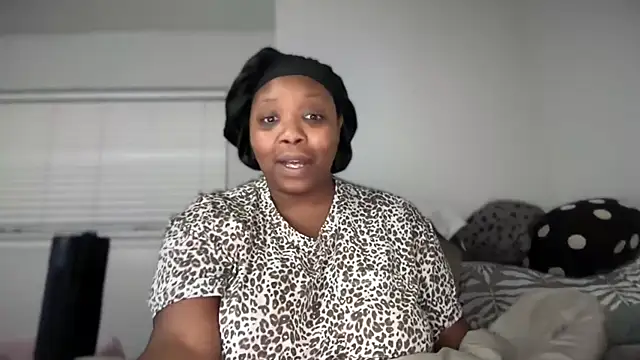 NikkiNoelanii online show from 18, 2, 2026