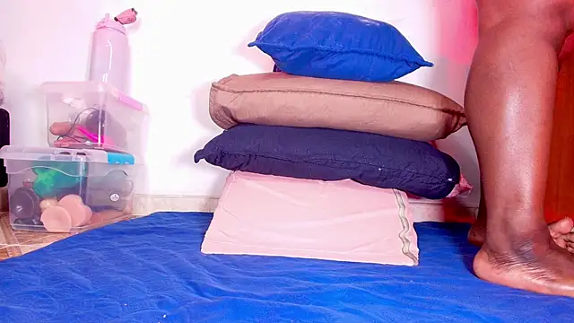  ebony-queen  online show from 31, 10, 2025