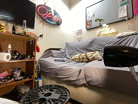 WhiteChocalate 69 online show from 7, 3, 2025