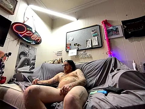 WhiteChocalate 69 online show from 22, 3, 2025